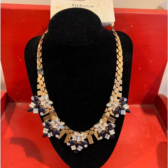 NWT Van Heusen necklace - Picture 1 of 6